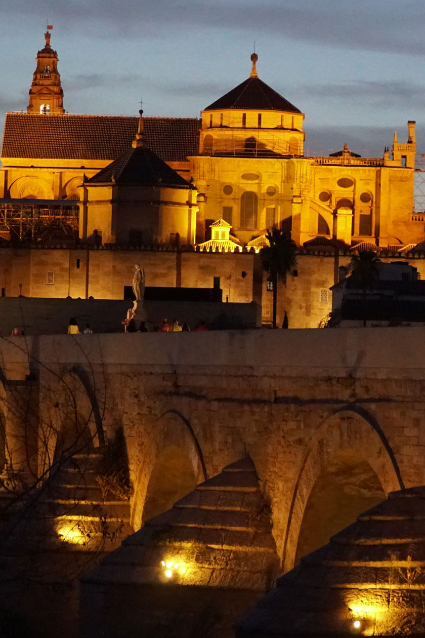 Festival de la Guitarra de Córdoba, Mezquita y Puente Romano